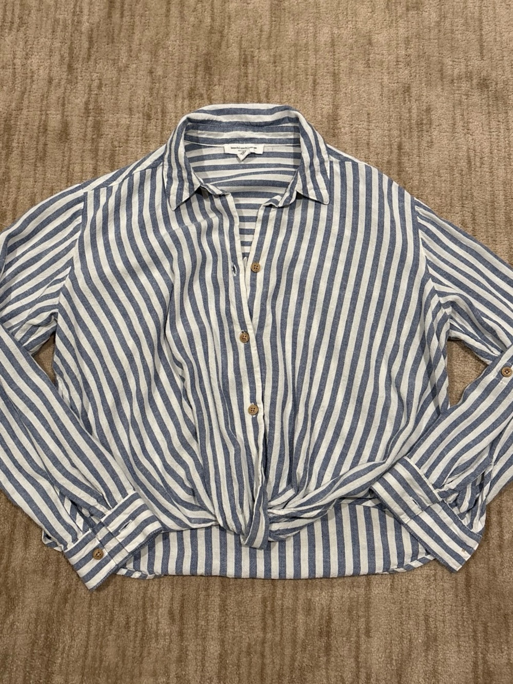 beachlunchlounge Blue and White Vertical Stripe Casual Button-Down Shirt